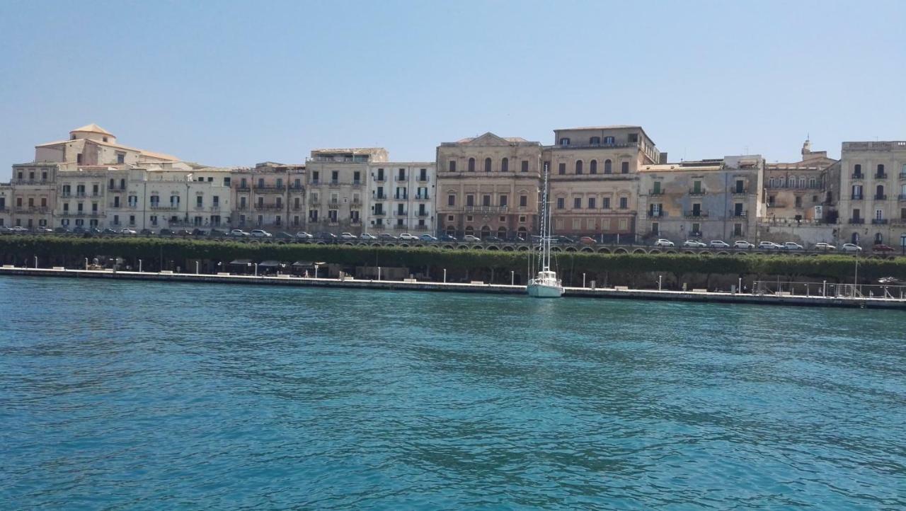 Calarossa Residence Siraküza Dış mekan fotoğraf